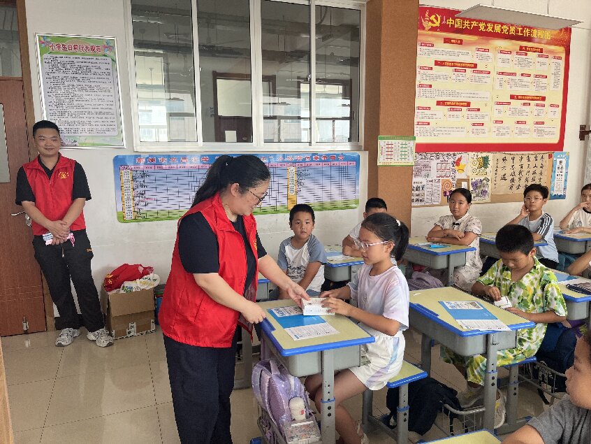 1751858603642498.jpg 萊州校園活動(dòng)-1.JPG